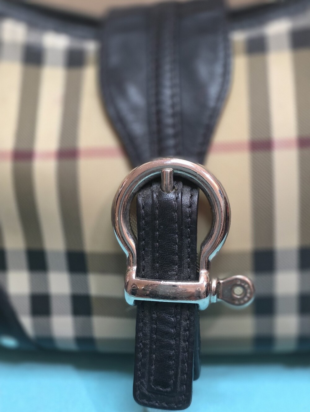 GENUINE BURBERRY PURSE SATCHEL GOOD PRE OWNED CONDITION SEE DESCRIPTION - Picture 7 of 17